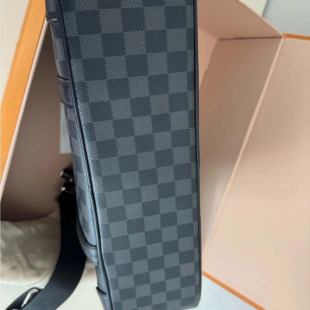 Louis Vuitton Damier Graphite convertible briefcase